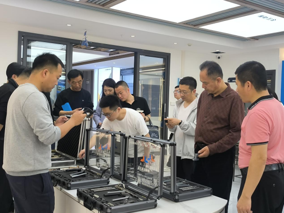 銘帝集團(tuán)到訪庫勒五金：共謀門窗行業(yè)高質(zhì)量發(fā)展新路徑